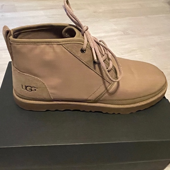Mens Ugg sand color size 13 - Picture 6 of 7